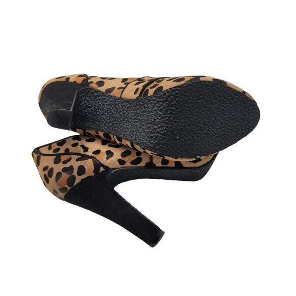 TopShop Leopard Booties New Calf Hair Boots Womens Size 7 Lace Up - Picture 8 of 9